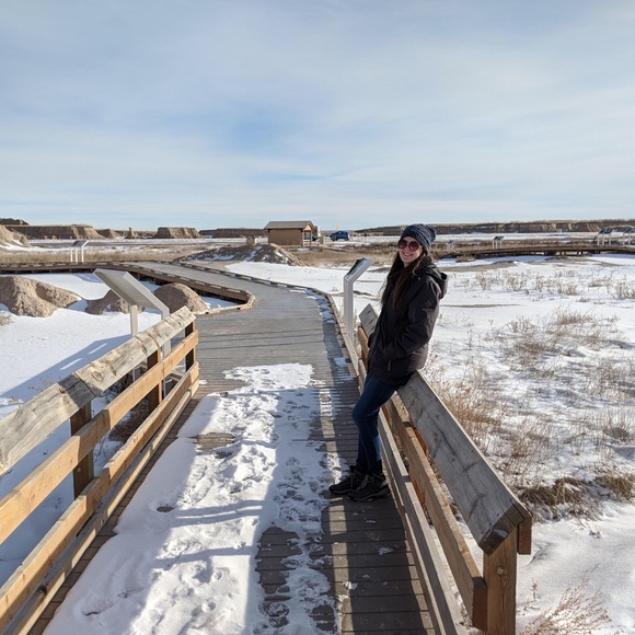 Meet the Posher, Bethany! 🌎 - Picture 3 of 8